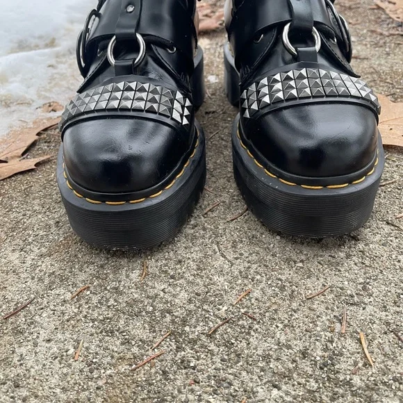 RARE Dr. Martens Combat Boots Platform Jadon hi Stud 10 eyelet Size 8 Buckle - Picture 12 of 15